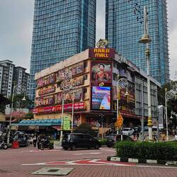 Es sieht nicht nur indisch aus, es riecht auch danach.