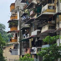 In den Seitengassen sieht es doch ranzig aus.