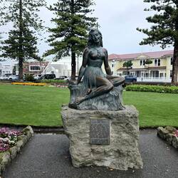 Statue de Pania - Mythologie Maorie