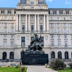 The Central Post Office, home of the Palacio Libertad.