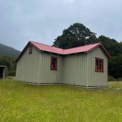 Hurunui Hut No. 3