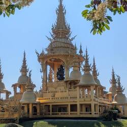 The white wasn't bling enough so they just added a gold temple next to it