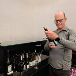 Wine tasting in der Lounge als Abschluss