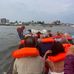 Erste Reihe links...