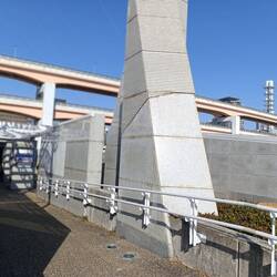 Eingang Austellung über Neuaufbau der Stadt