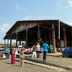 Gotteshaus auf Säulen