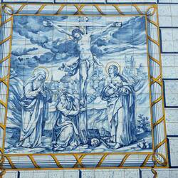 Keramiken, die an Lissabon erinnern