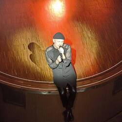 Gastkünstler Martin Holtgreve bei seiner Show.