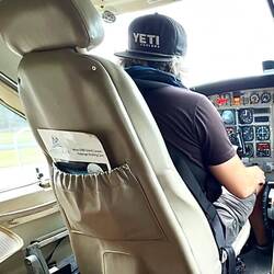 unser Pilot... der Yeti