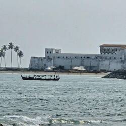 Das Elmina Castle mit den Sklavengefängnissen