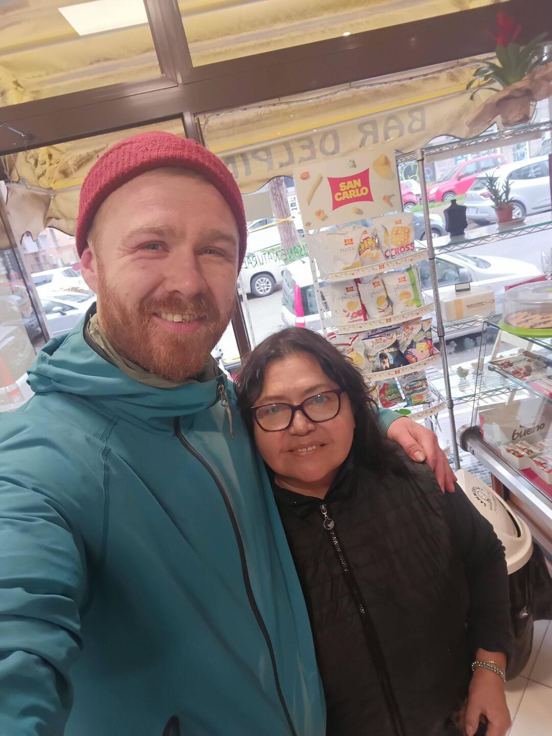 Den anden var gået til pause. Så der er kun én lille Peruvianer på billedet