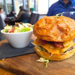 Burger for Dad's day too 😪😢