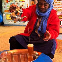Tee Zeremonie bei der Iriki Werkstatt