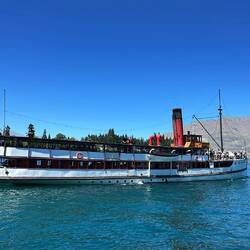 Eines der letzten mit Kohle betriebenen Dampfschiffen