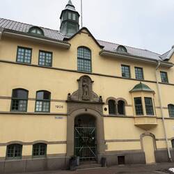 Die ehemalige Therme...über der Tür "die badende Susanne "