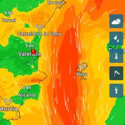 Dieses Stürmchen auf hoher See beschert uns und den Surfern tolle Wellen