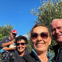 ..ein kurzer Fußmarsch über Stock und Stein mit Catrin und Uwe zusammen 👍🏻