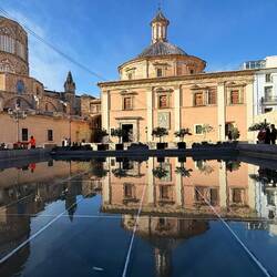 Plaza Décimo Junio Bruto hinter der Kathedrale