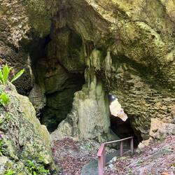 Avaiki Cave
