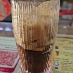 Mein Lieblingscafe. Typisch Vietnamesisch.