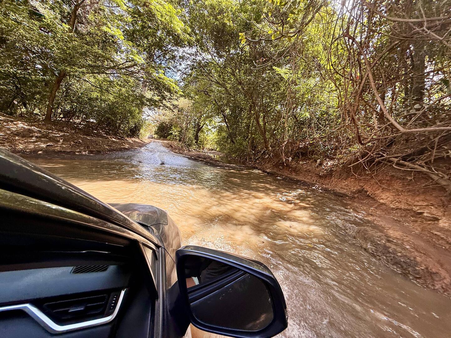 Wasserdurchfahrt unterwegs