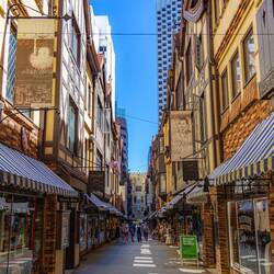 London Court