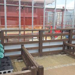 Für Okinawa typisch, Löwe mit offenem und geschlossen Mund am Eingang