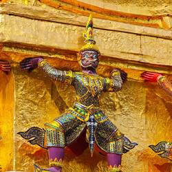 Yaksha-Wächter- eine mythologische Schutzfigur aus dem Ramakien