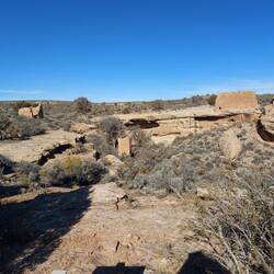 Rechts the Castle und unten im Canyon ein Turm.