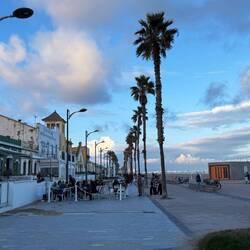 Den Tag lassen wir bei einem gemütlichen Abendessen im Restaurant unter dem Heizstrahler ausklingen
