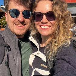 Wir sind startklar und warten auf unseren Bus