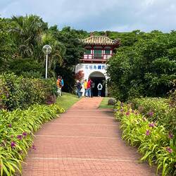 Weg zur Tropfsteinhöhle