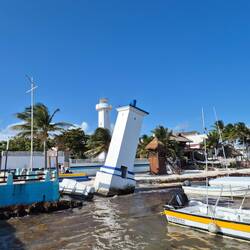 Der schiefe Turm von Pisa ist hiergegen fast gerade