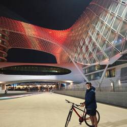 Como Verstappen en bici