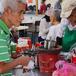 Extrem alte Menschen arbeiten hier noch immer.