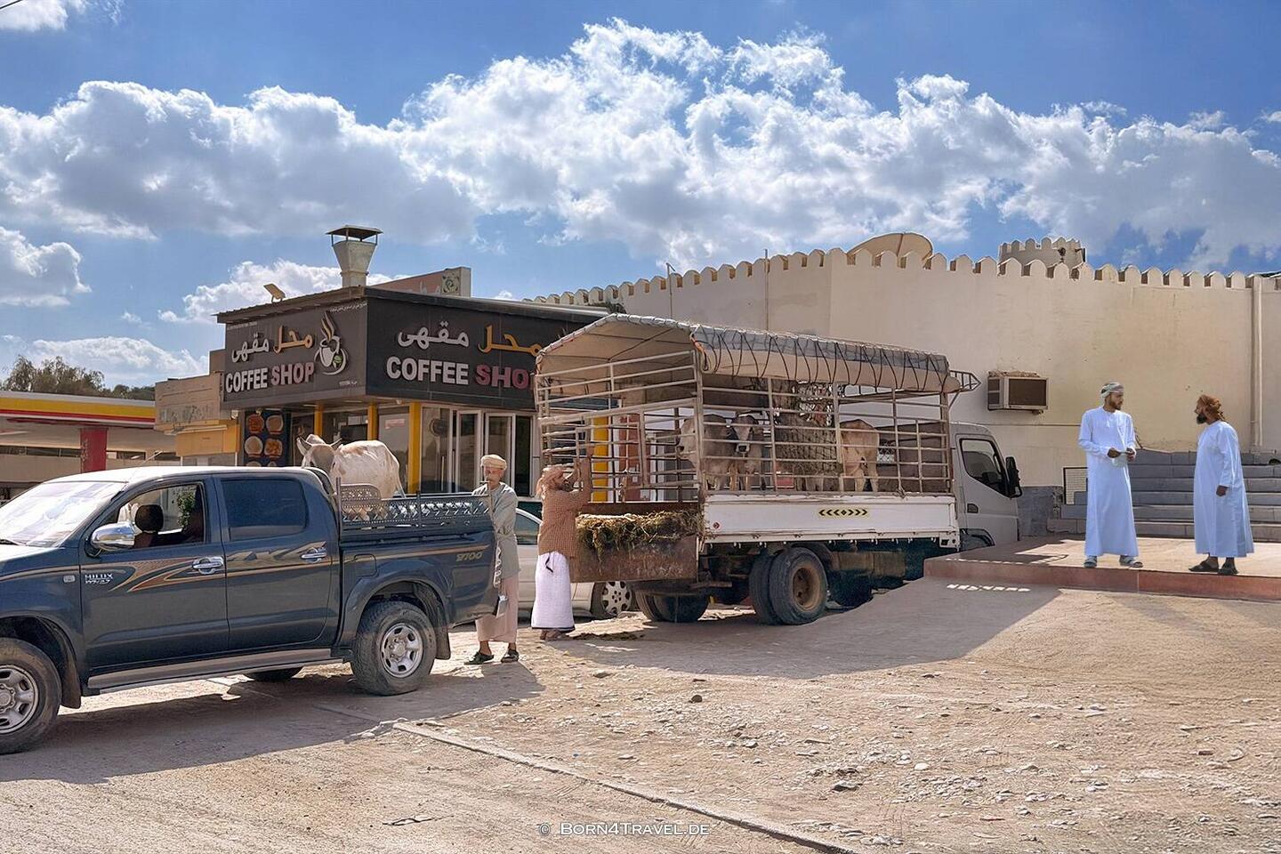 Geschehen entlang der Straße