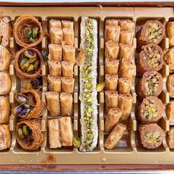 It's Baklawa time😋