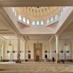 Bahwan Mosque, Sur