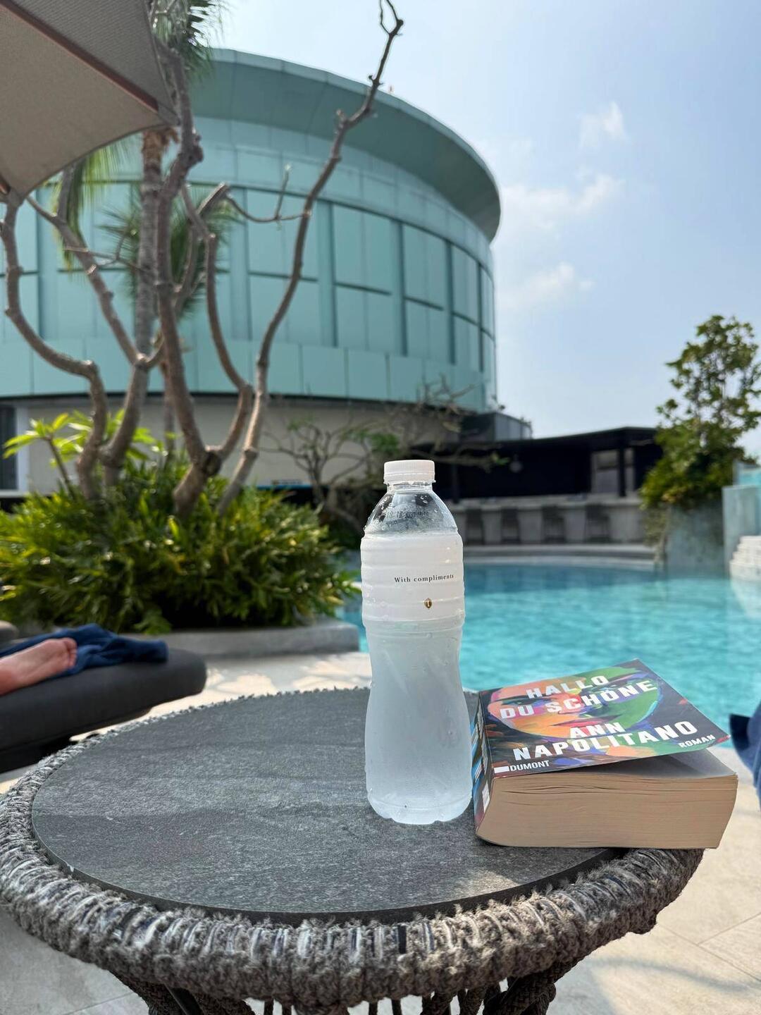 Letztes Mal im Hotelpool