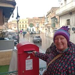 Postage time, Victoria