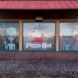 Natürlich reitet in Roswell alles auf der gleichen Welle.