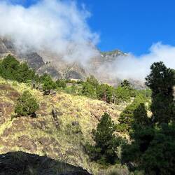 ... und ein Haus noch höher am Hang
