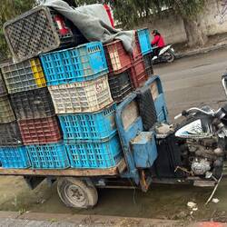 Hier sind Motorräder noch Nutzfahrzeuge