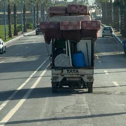 Hier siehst du Autos 😅