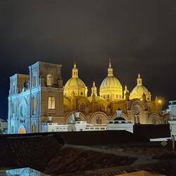 Super cathédrale de nuit