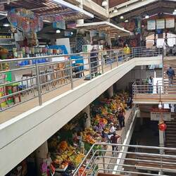 Marché sur 3 étages