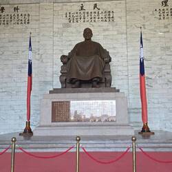 Chiang-Kai-Shek überlebensgroß