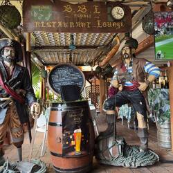 This place was a winner. The Manager was very interesting...... Go Indiana! Great game.