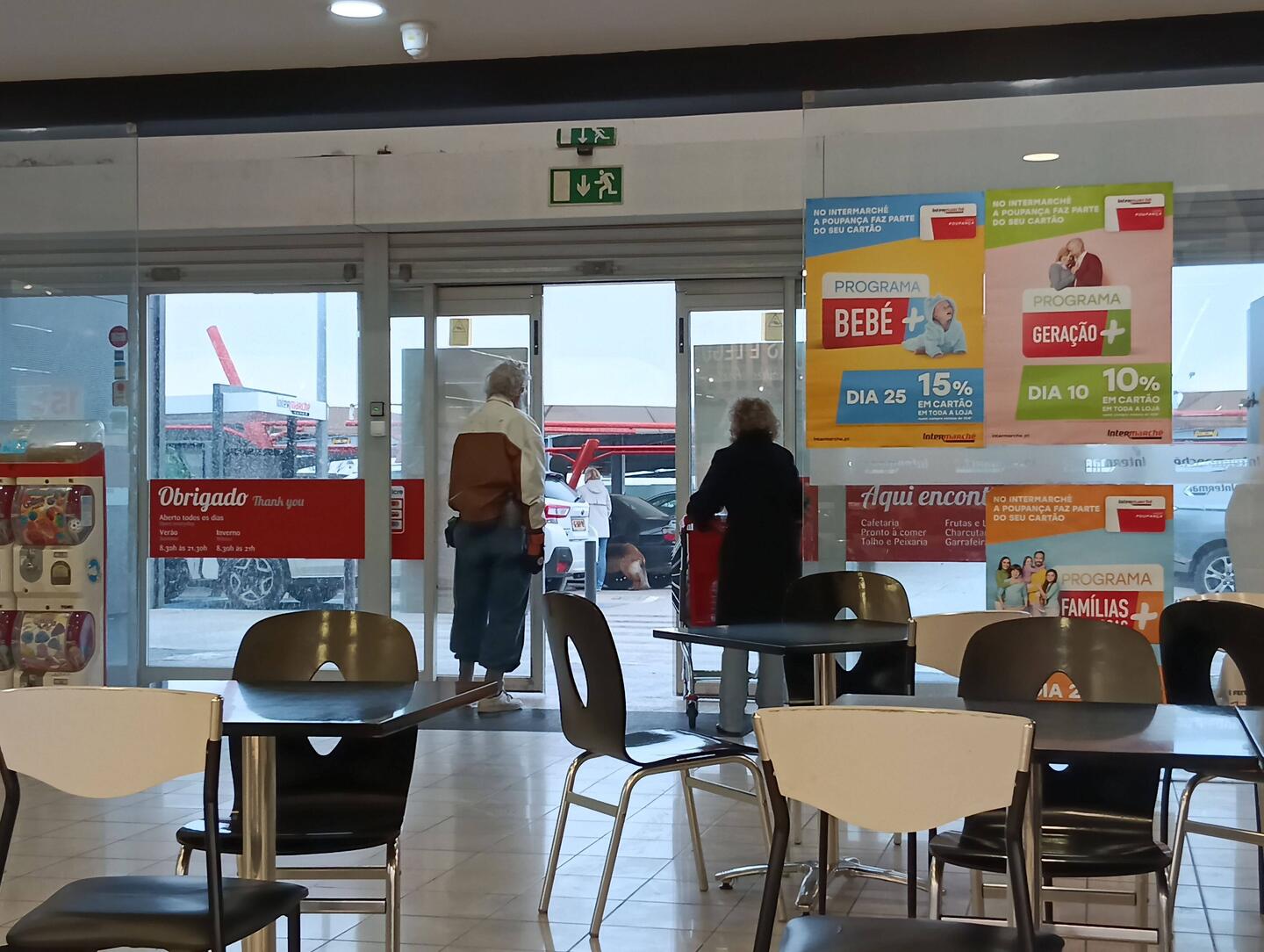 Wachten tot de stortregen voorbij is