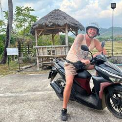 Mehr als einen Roller braucht man hier nicht